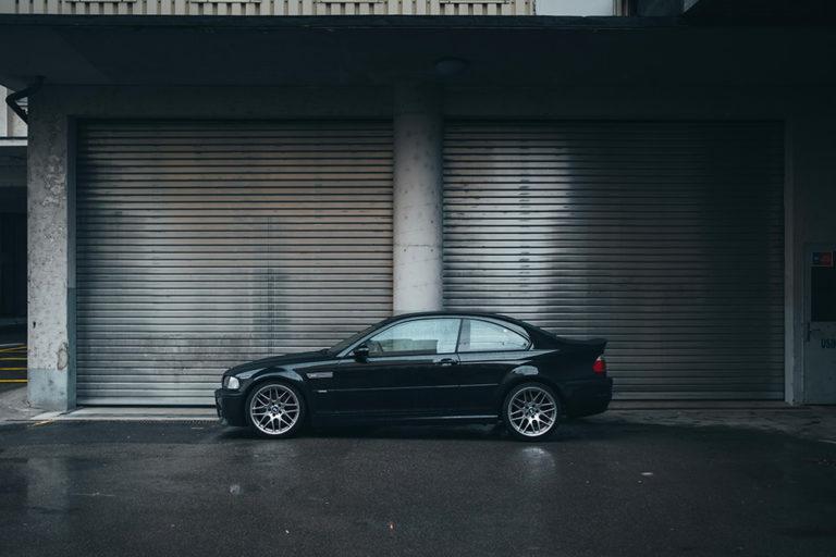 BMW M3 CSL de profil