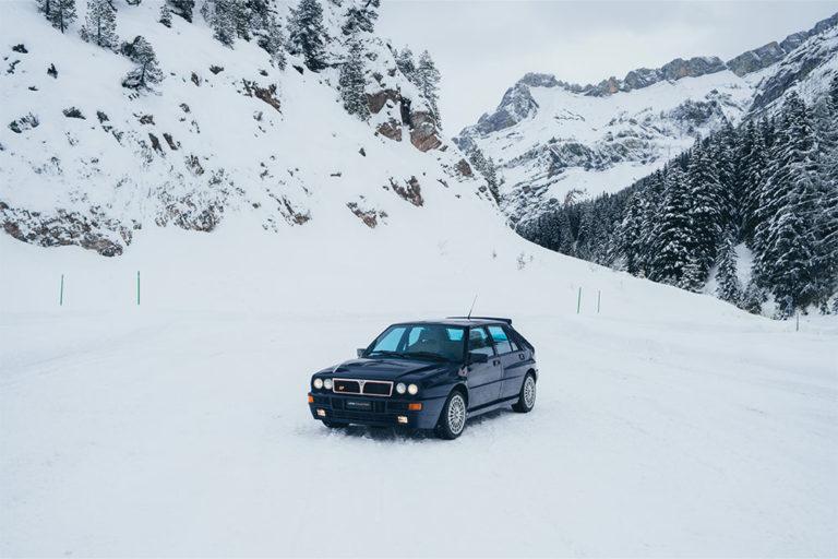 LANCIA Delta Integrale Evo 2 dans la neige