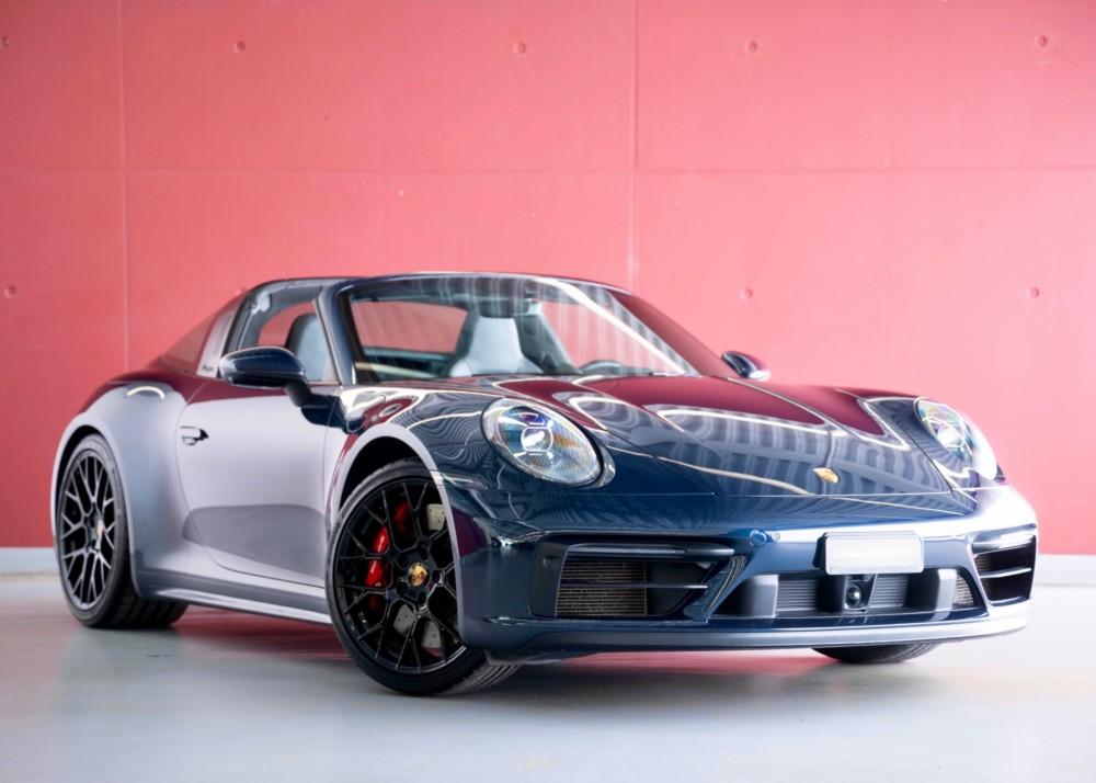 PORSCHE 911 Targa 4 GTS