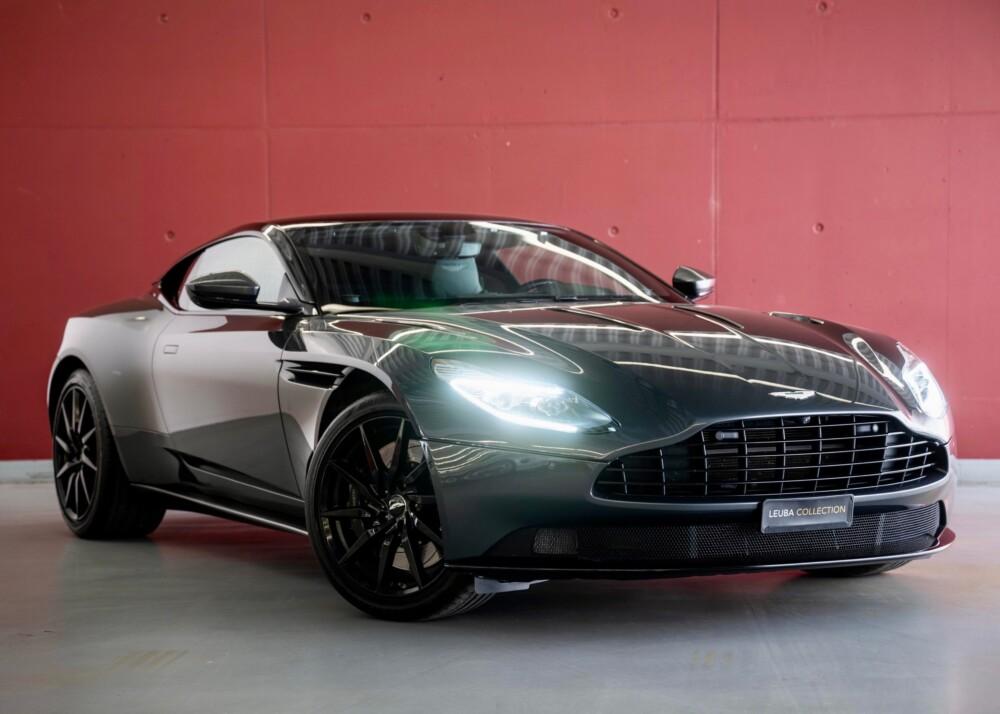 ASTON MARTIN DB11 V12 AMR