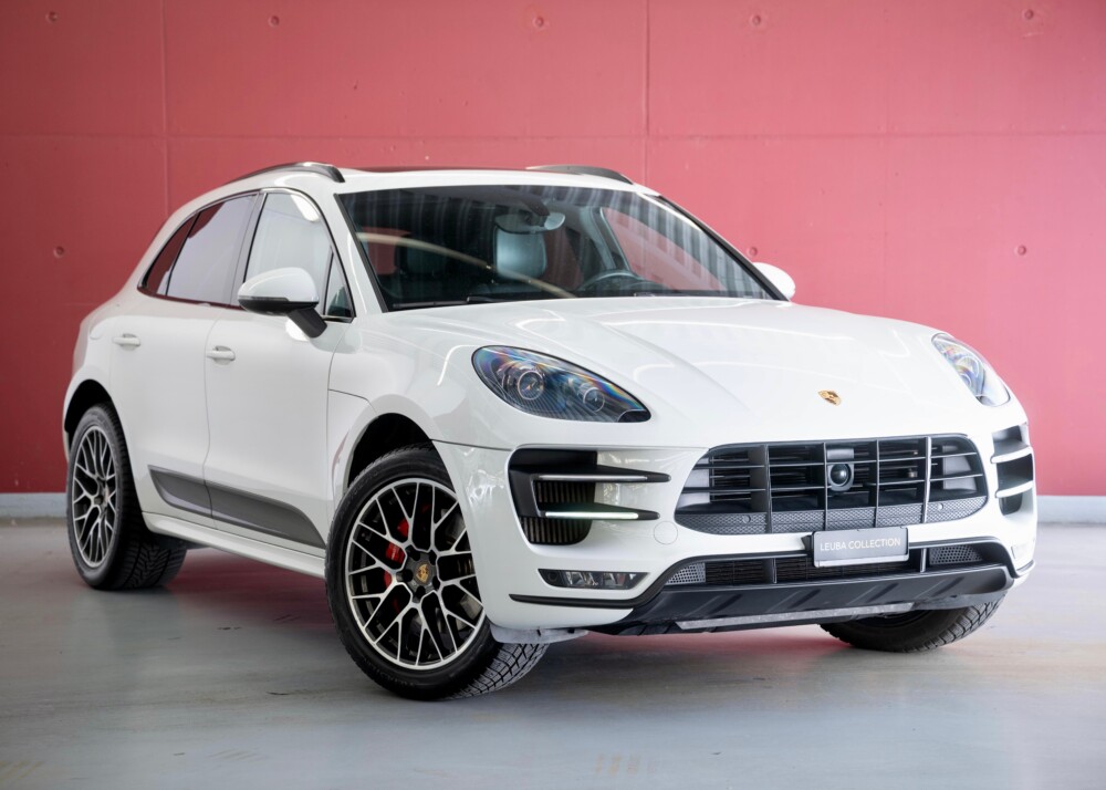 PORSCHE MACAN Turbo PDK
