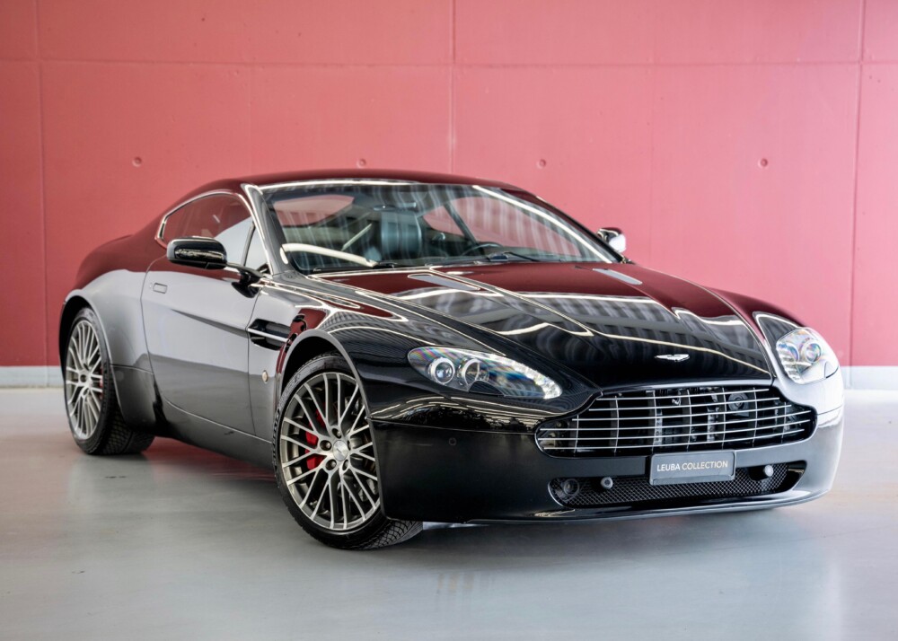 ASTON MARTIN V8 Vantage 4.7 Sportshift