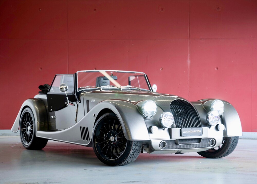 MORGAN 4/4 Plus Six 3.0 Bespoke (Swiss car, mint condition, Aston Martin Scintilla Silver paint)