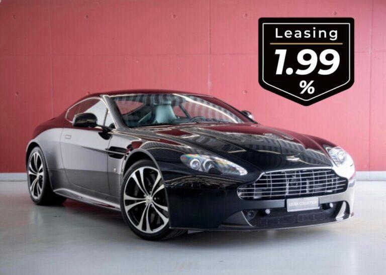 ASTON MARTIN V12 Vantage 5.9 Carbon Black Edition Manual (1 of 230)