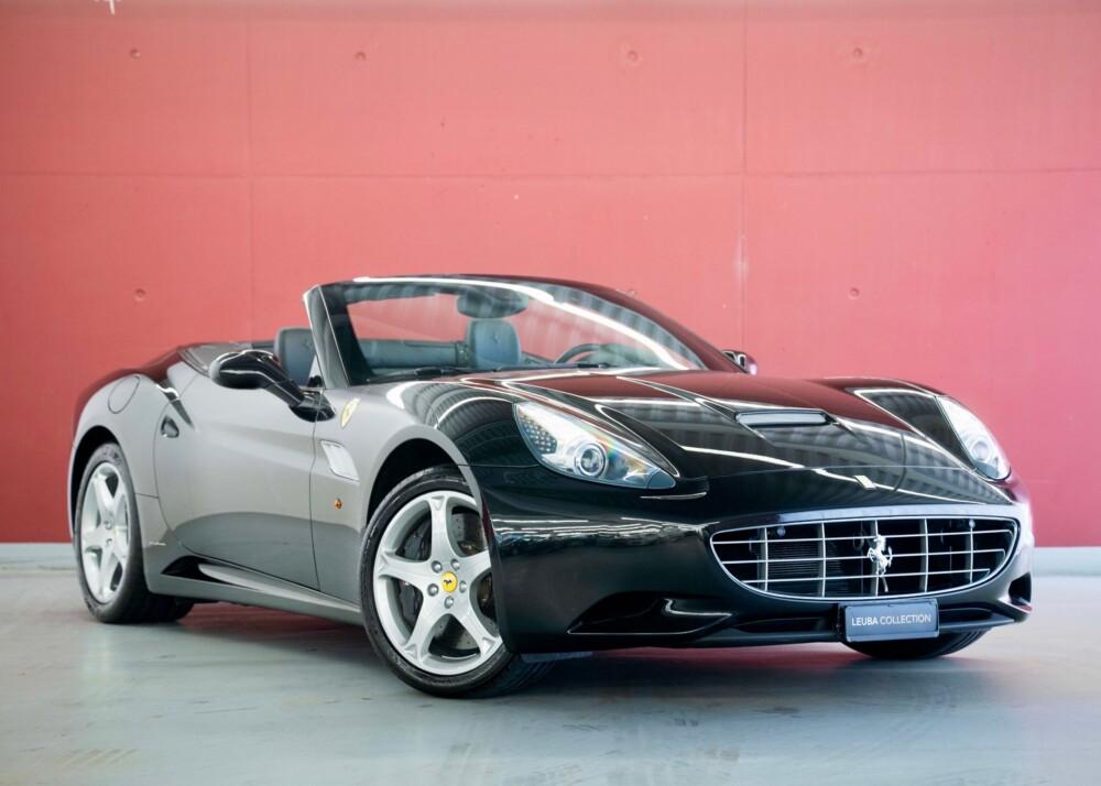 FERRARI CALIFORNIA 4.3 V8 (2nd hand, Swiss model, 100% original, full Ferrari service history)