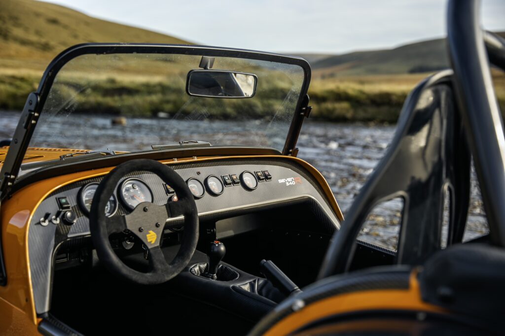 caterham-seven-340r-7