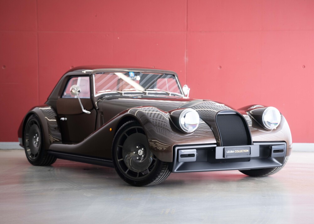MORGAN PLUS SIX Supersport 3.0 Bespoke (Swiss new car, special custom paint, full options, 42-month factory warranty)