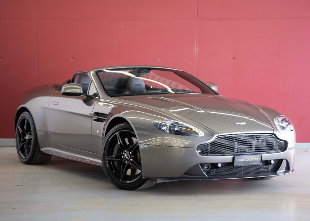 ASTON MARTIN V8 Vantage 4.7 S AMR Roadster 1 of 200 (1st hand Swiss car, mint condition, full Aston Martin service history)