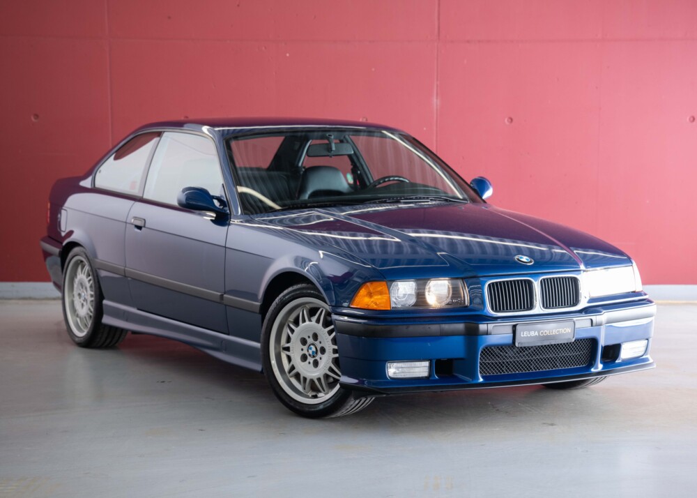 BMW M3 Coupé (1st hand Swiss car, certified very low mileage, 100% original, 1st paint, BMW service history, mint condition)