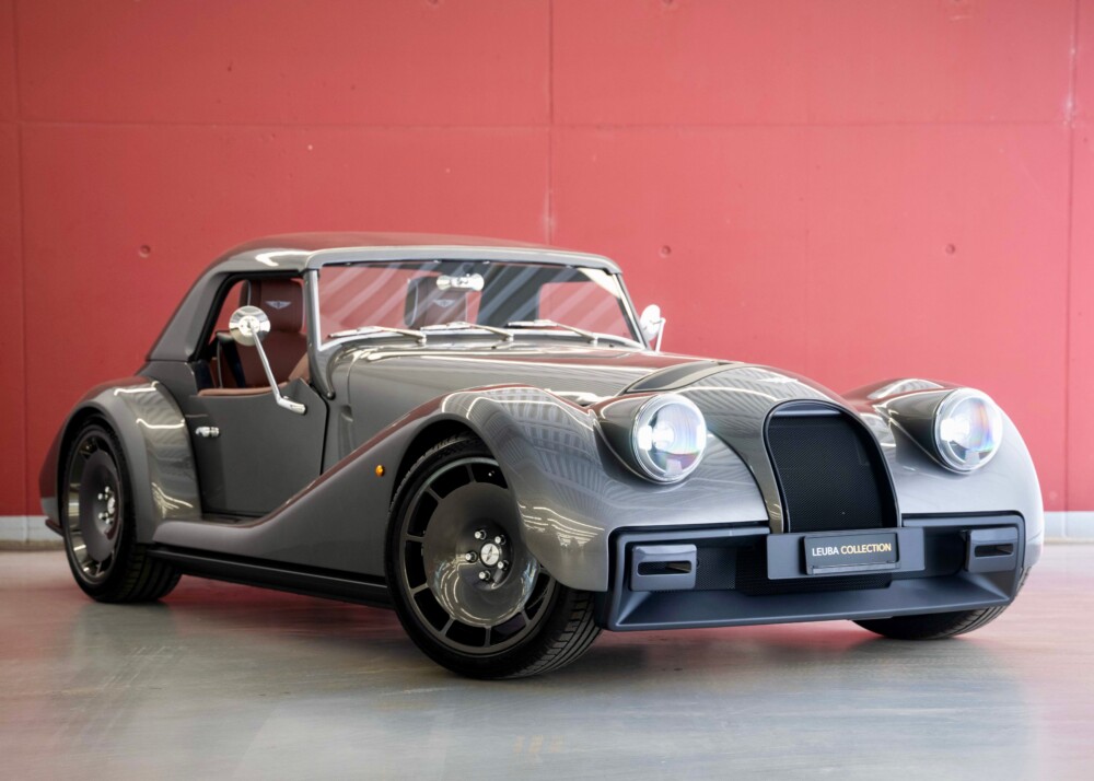 MORGAN PLUS SIX Supersport 3.0 Bespoke (New Swiss car, special order, sports exhaust, hardtop, 30-month warranty)