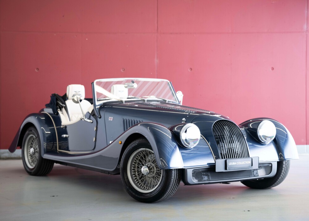 MORGAN 4/4 Plus Four 2.0 Bespoke (MY 26, Swiss new car, 1 of 1 configuration, Prussian Blue Porsche metallic, 30-month warranty)