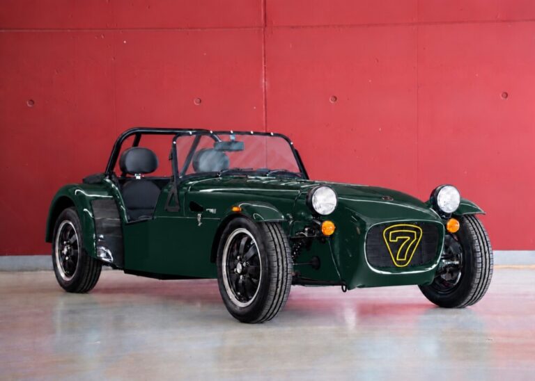 CATERHAM SEVEN 170S (MY26, Swiss new car, Vintage Green paint, 24-month factory warranty, delivery May 27)