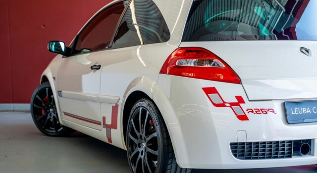 RENAULT MÉGANE Mégane 2.0 16V Turbo R26 R (2nd hand Swiss model, 1 of 450, factory tires)
