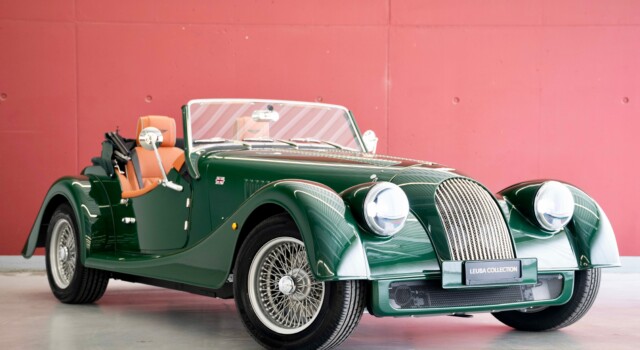 MORGAN 4/4 Plus Four 2.0 Bespoke (Model Year 26, Swiss new car, one-of-a-kind configuration, Porsche Irish Green, 30-month factory warranty)