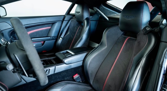 ASTON MARTIN V12 Vantage 5.9 S