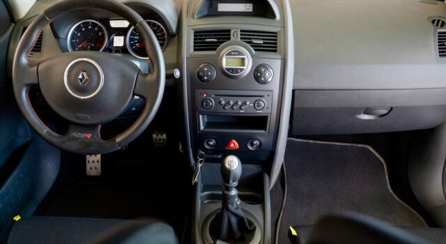 RENAULT MÉGANE Mégane 2.0 16V Turbo R26 R (2nd hand Swiss model, 1 of 450, factory tires)