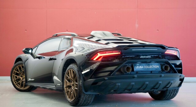 LAMBORGHINI HURACAN Sterrato LP610-4 Coupé DCT (Swiss car, 1st hand, 1 of 1499)