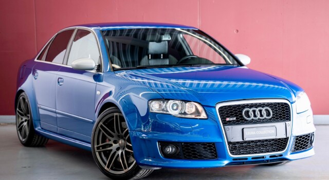 AUDI RS4 4.2 V8 quattro