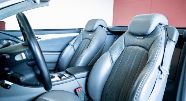 MERCEDES-BENZ SL 65 AMG (2nd hand, 100% original, stunning condition, full Mercedes history)