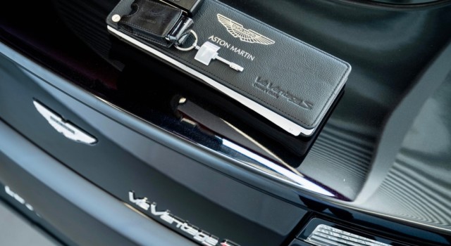 ASTON MARTIN V12 Vantage 5.9 S