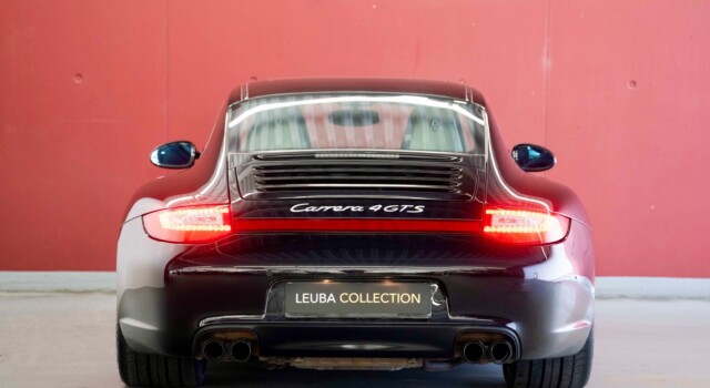 PORSCHE 911 Carrera 4 GTS PDK (Swiss car, 1st hand, 1st paint, full service Porsche history, fantastic condition)
