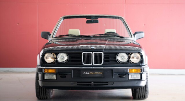 BMW 325 i E30 Cabrio (1st hand Swiss car, fully documented, never restored, 1st paint)