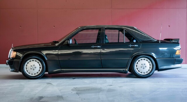 MERCEDES-BENZ 190 E 2.3-16 (Swiss car, 2nd hand, 1st paint)