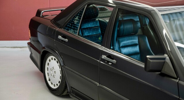 MERCEDES-BENZ 190 E 2.3-16 (Swiss car, 2nd hand, 1st paint)