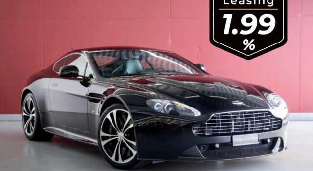 ASTON MARTIN V12 Vantage 5.9 Carbon Black Edition Manual (1 of 230)
