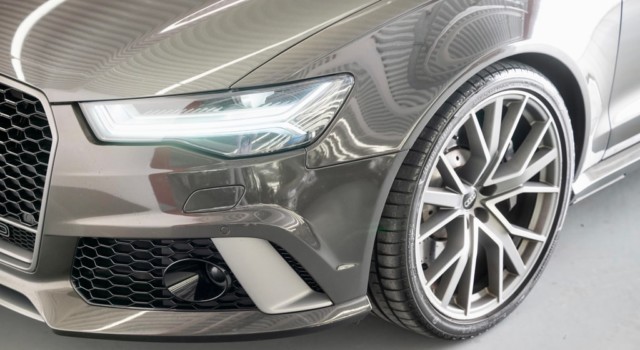 AUDI RS6 Avant 4.0 TFSI V8 performance quattro