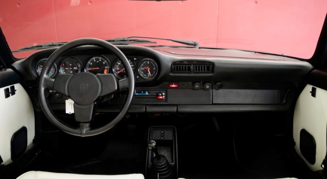 PORSCHE 911 SC Cabrio