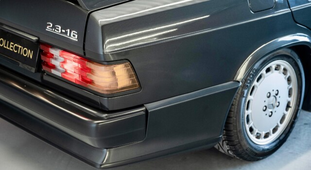 MERCEDES-BENZ 190 E 2.3-16 (Swiss car, 2nd hand, 1st paint)