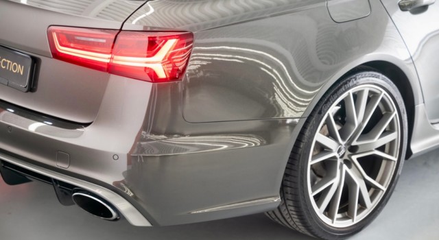 AUDI RS6 Avant 4.0 TFSI V8 performance quattro