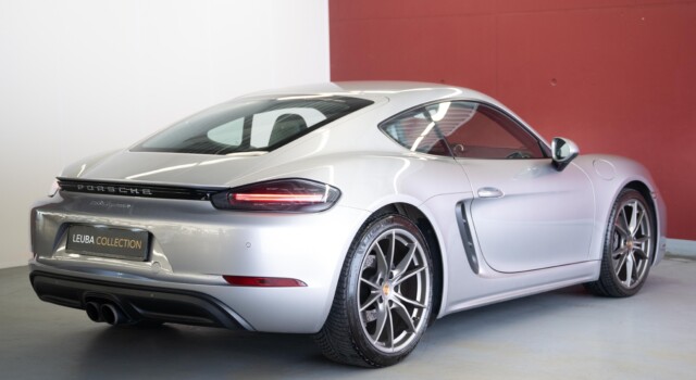 PORSCHE 718-boxster-cayman 718 Cayman 2.0 PDK (German car, fantastic condition, Porsche Approved warranty)