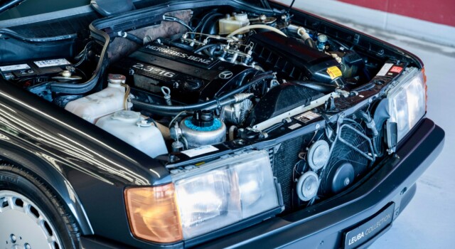 MERCEDES-BENZ 190 E 2.3-16 (Swiss car, 2nd hand, 1st paint)