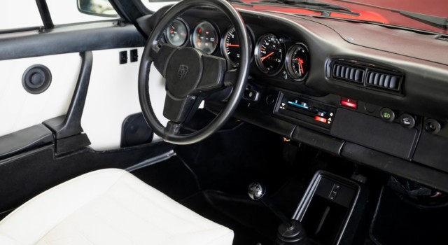 PORSCHE 911 SC Cabrio