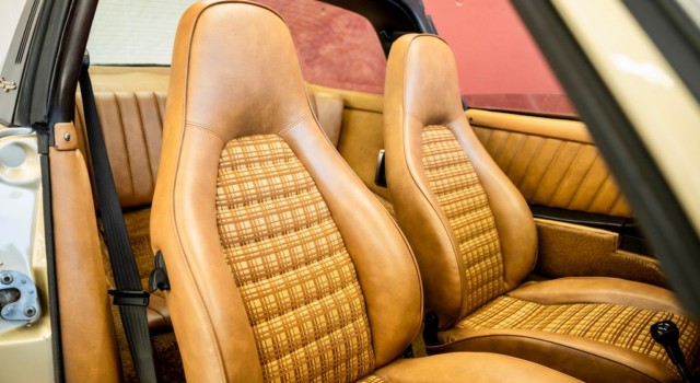 PORSCHE 911 Carrera 3.0 Targa
