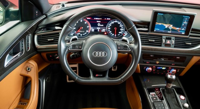 AUDI RS6 Avant 4.0 TFSI V8 performance quattro