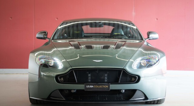 ASTON MARTIN V12 Vantage 5.9 S (2nd hand Swiss car, fantastic condition, Chiltern Green paint, full Aston Martin history, 100% original)