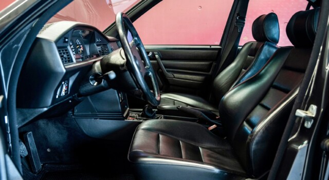 MERCEDES-BENZ 190 E 2.3-16 (Swiss car, 2nd hand, 1st paint)