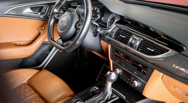 AUDI RS6 Avant 4.0 TFSI V8 performance quattro