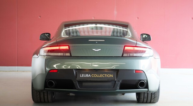 ASTON MARTIN V12 Vantage 5.9 S (2nd hand Swiss car, fantastic condition, Chiltern Green paint, full Aston Martin history, 100% original)