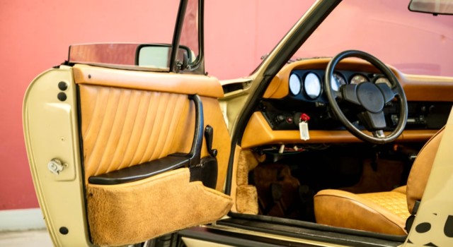 PORSCHE 911 Carrera 3.0 Targa