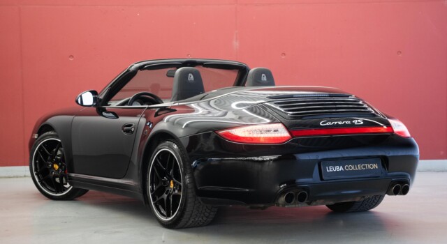 PORSCHE 911 Cabrio Carrera 4S
