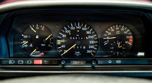 MERCEDES-BENZ 190 E 2.3-16 (Swiss car, 2nd hand, 1st paint)