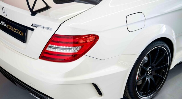 MERCEDES-BENZ C 63 AMG C 63 Coupé AMG Black Series (1st hand, 1st paint, Bucket seats, Aerodynamic Package)