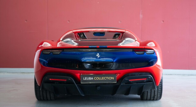 FERRARI 296 GTS Fiorano (Swiss car, 1st hand, fantastic configuration, Daytona racing seats)