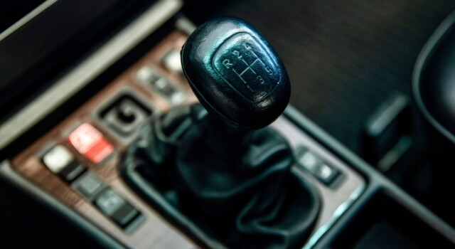 MERCEDES-BENZ 190 E 2.3-16 (Swiss car, 2nd hand, 1st paint)