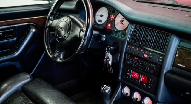 AUDI RS2 80 Avant