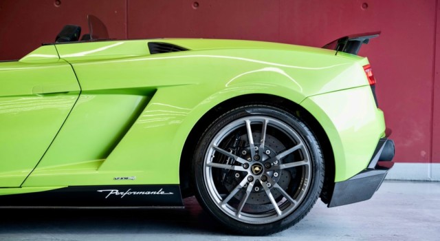 LAMBORGHINI GALLARDO LP570-4 Spyder Performante Ed. Tecnica E-Gear